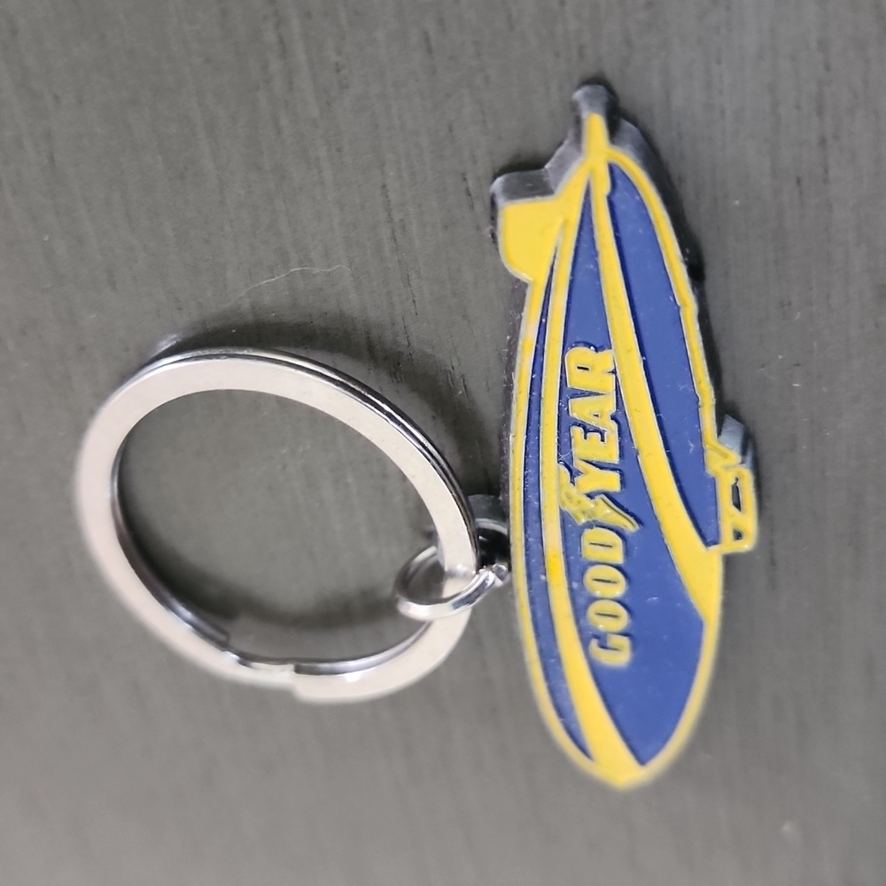 Keychain - Picture 3 of 4